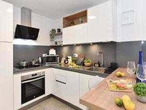Chic Las Palmas Apartment for 3