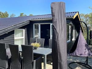 4 person holiday home in Thisted-By Traum