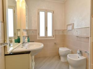 Villa with private pool in Floridia