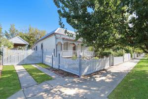 Audreys Of Beechworth NEW Listing