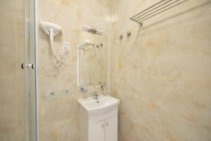 DATRI Petite Suite 10