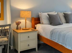 Mousehole in Aberdyfi Charming Seaside Fishermans Cottage