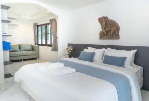 Brickotel Naithon Beach