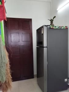 Urban Heaven AC Peaceful, cozy stay with in a city