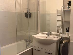 Appartement pratique proche remontées - 4 pers. - FR-1-572-354