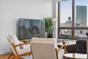 Luxury 2BR 2BA Prime Downtown Boston