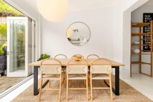 Bondi Family Friendly Retreat with Pool