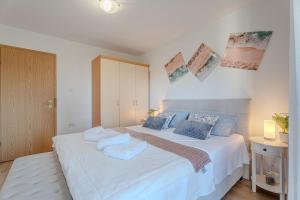 House In The Vineyard - Happy Rentals