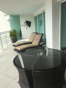 Bay View Grand Marina Condo 1004S