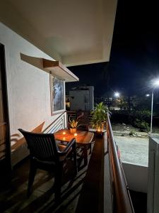 The Rosewood - Falcon Stays at Nandi Hills