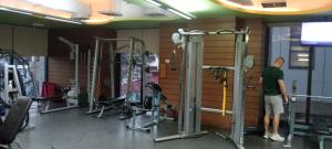 One Bed with Free GYM, Pool and WiFi in Makati City
