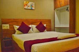 Hotel Jacs Inn
