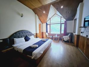 Neo Royal View Cottageee- The Cozy Stay Lodge Manali