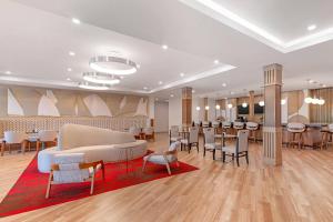 Cambria Hotel & Suites Plymouth