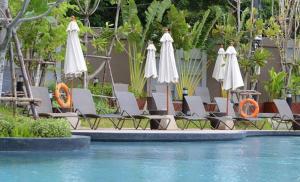 High Floor 2BR Sea View Prime Pattaya Location