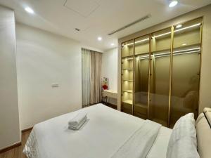 Vinhome Central Park Apartment Near Landmark