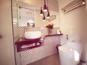 May - BLUE with BALCONY