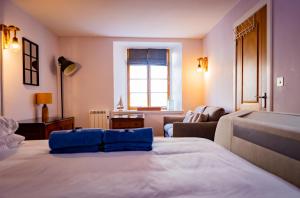 Lovely 2 Bedroom B-listed converted Whisky bond