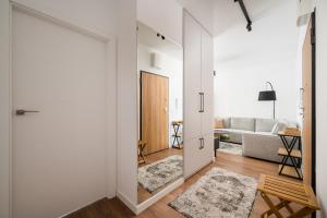 Wola Karolkowa Superior Apartment by BookingHost