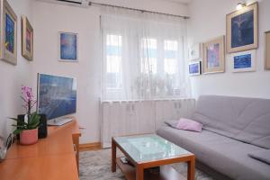 Old Town Art Apartment Split by Litto