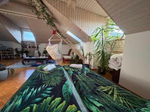 Urban Oasis - Green attic in Iconic Langstrasse