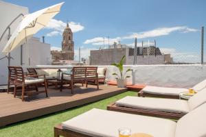 C89 EXCLUSIVE VIEWS in the Old Town