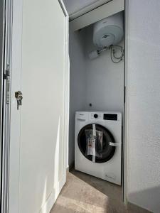 White Lotus Court Penthouse 14
