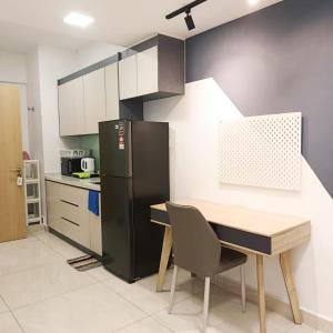 THE COLONY KLCC Suite service