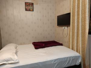 Family Hotel Near Nizamuddin Gate No 4