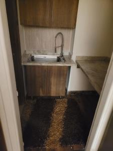 Cozy Ground Floor Apartment with Private Entrance