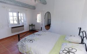 Beautiful Provençal villa with sea view