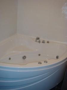 Beautiful studio apartment near the bus station in the Ingulsky district of Nikolaev