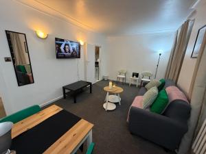 Hyde Park and Central London Spacious Flat