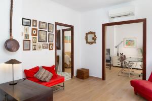 C92 - Rustic Two Bedrooms Apartment with Terrace