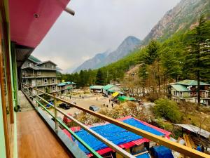Hotel Brownie River View
