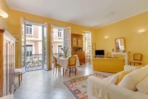 The Menton Townhouse - Happy Rentals