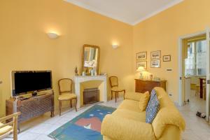 The Menton Townhouse - Happy Rentals