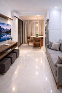 Apart Hotel Palais Versailles, Recem Reformado, TV Cinema, Cama Queen, Shop da Bahia