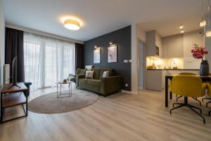152 - Apartament Zakopiański z Balkonem - Jacuzzi & Sauna & Siłownia & Plac Zabaw