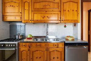 200m From the Sea, Villa with Garden, Pet Friendly