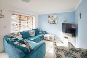 Host & Stay - Aurora Shore