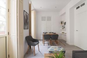C93 - Trendy Two Bedrooms in Ollerias