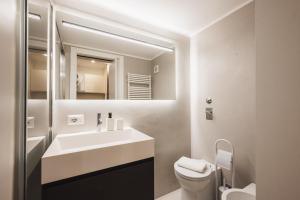 The Boutique Houses - View on Paolo Sarpi Chinatown Design Apartment - Brera Area - Milan City Center