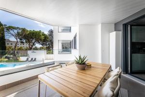 Port-Avenue, Design-Wohnung, Pool, Strandnah