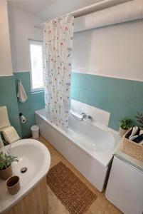 Middle Old Town Apartment