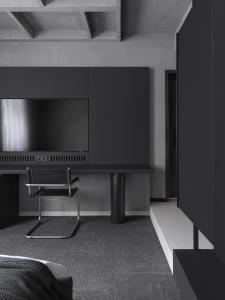 Lesi City Guide Hotel