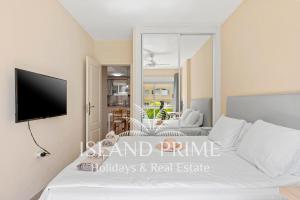 Relaxing Holiday Home in Golf del Sur CND15