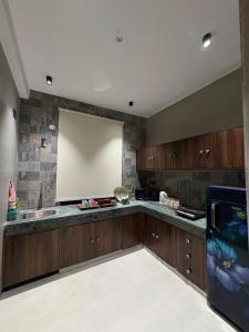 Green Soul Studio - In front of ISKCON Temple