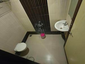 Hotel Vishal - Near Surat Railway Station