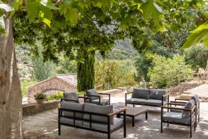 Honor - Rustic villa for 16 people